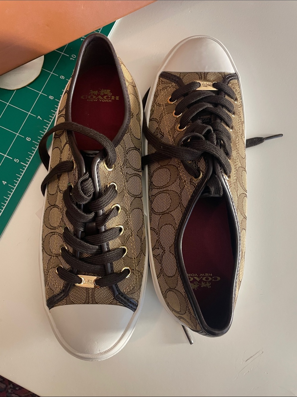 COACH Signature Outline Canvas Empire Low-Top Sneakers (Designer) New In Box! - Picture 5 of 9